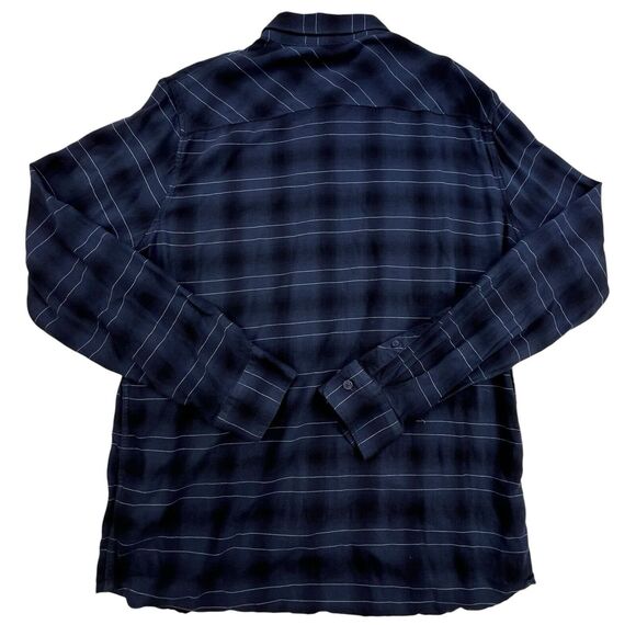 Travis Mathew Navy Blue Casual Button Down Shirt - Picture 7 of 12